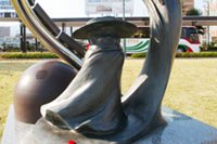 敦賀市 松本零士モニュメント